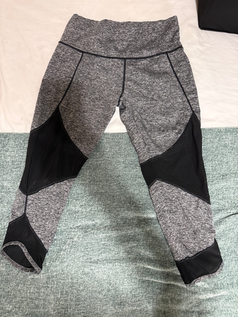 Fashion Nova Gray & Black Colorblock Athletic Leggings